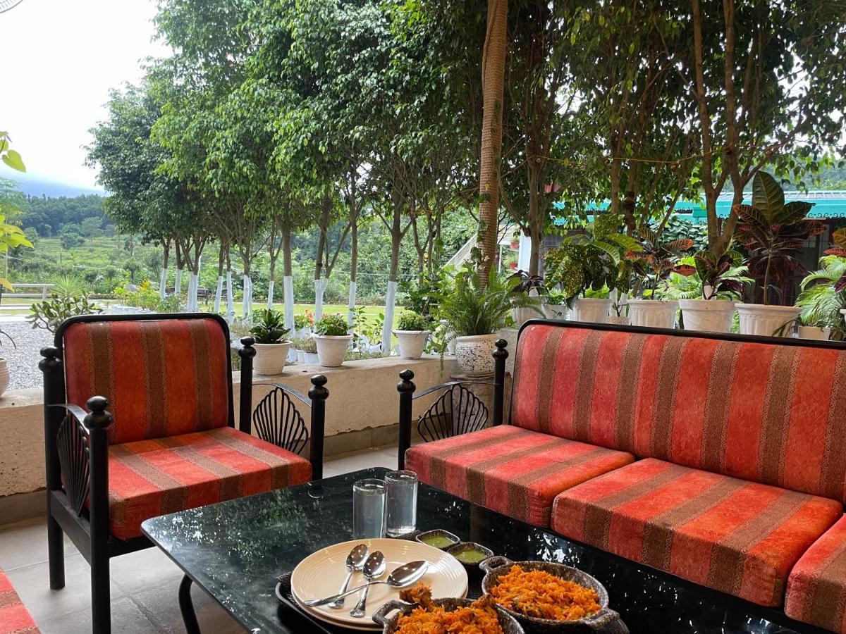 Saraiville- Luxury Riverside Cottages Dehradun Bagian luar foto