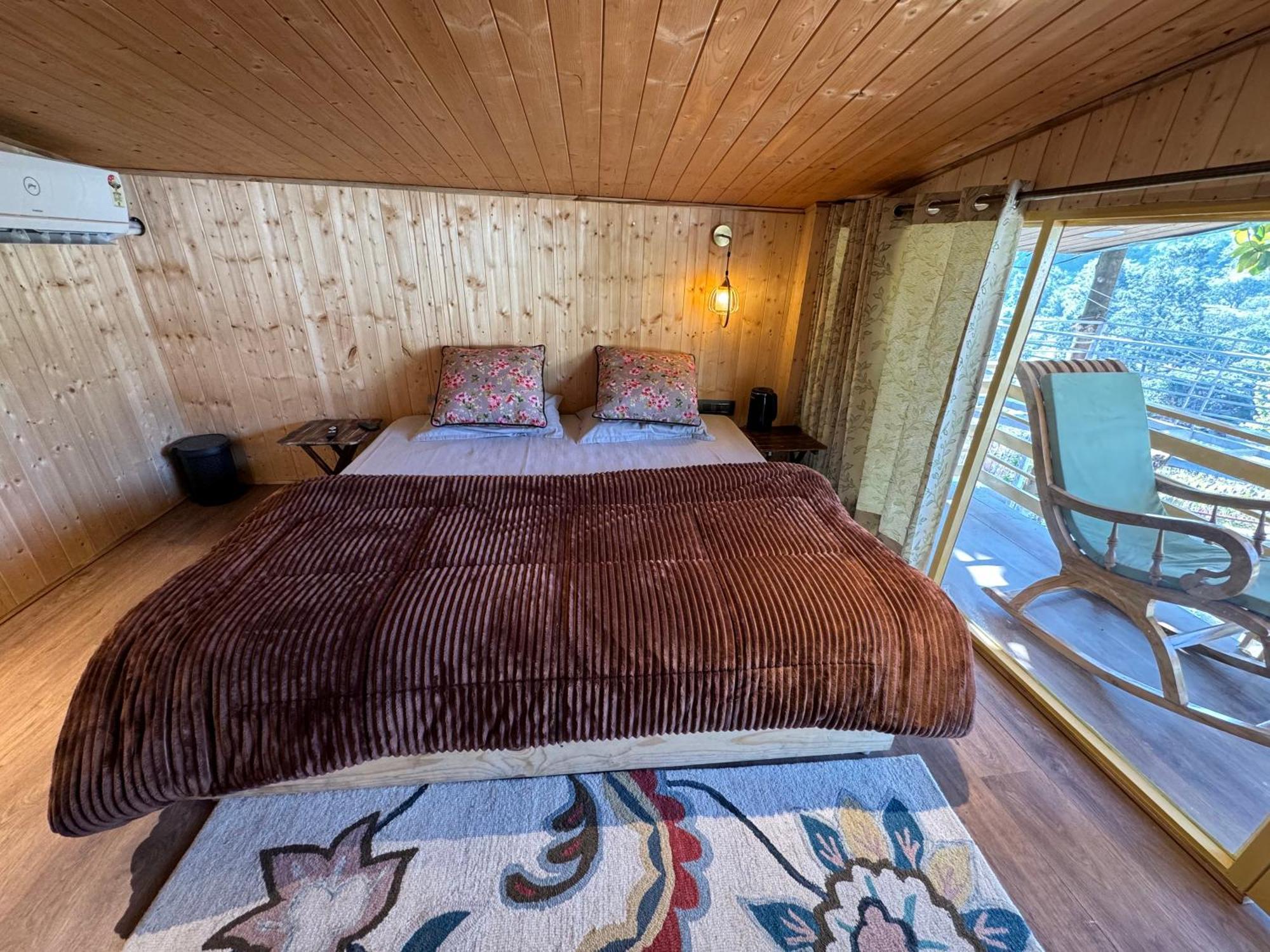 Saraiville- Luxury Riverside Cottages Dehradun Bagian luar foto