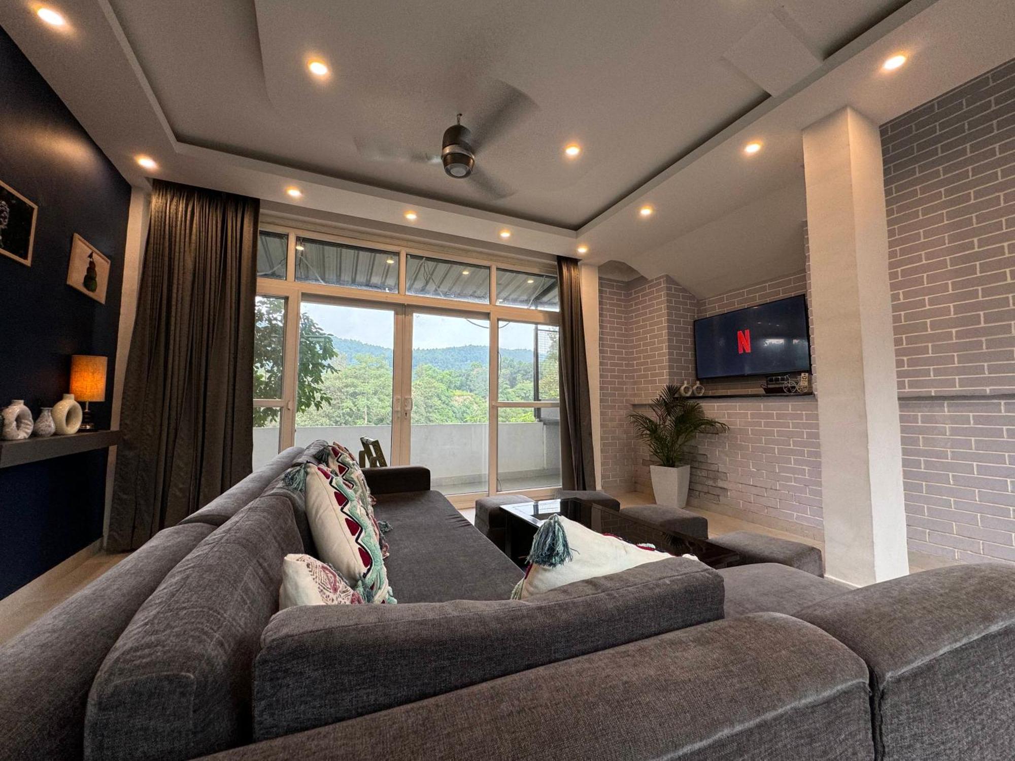 Saraiville- Luxury Riverside Cottages Dehradun Bagian luar foto