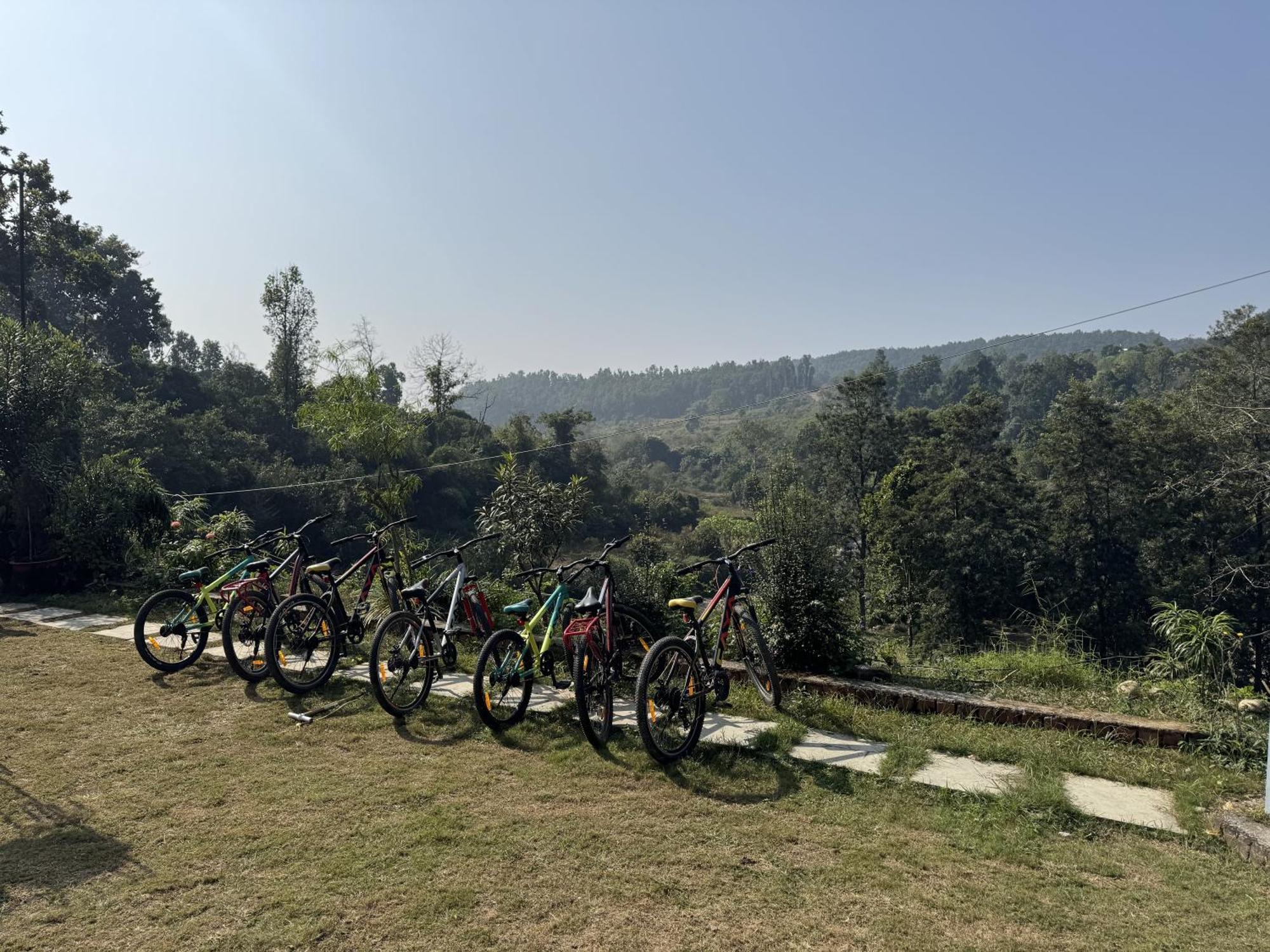 Saraiville- Luxury Riverside Cottages Dehradun Bagian luar foto
