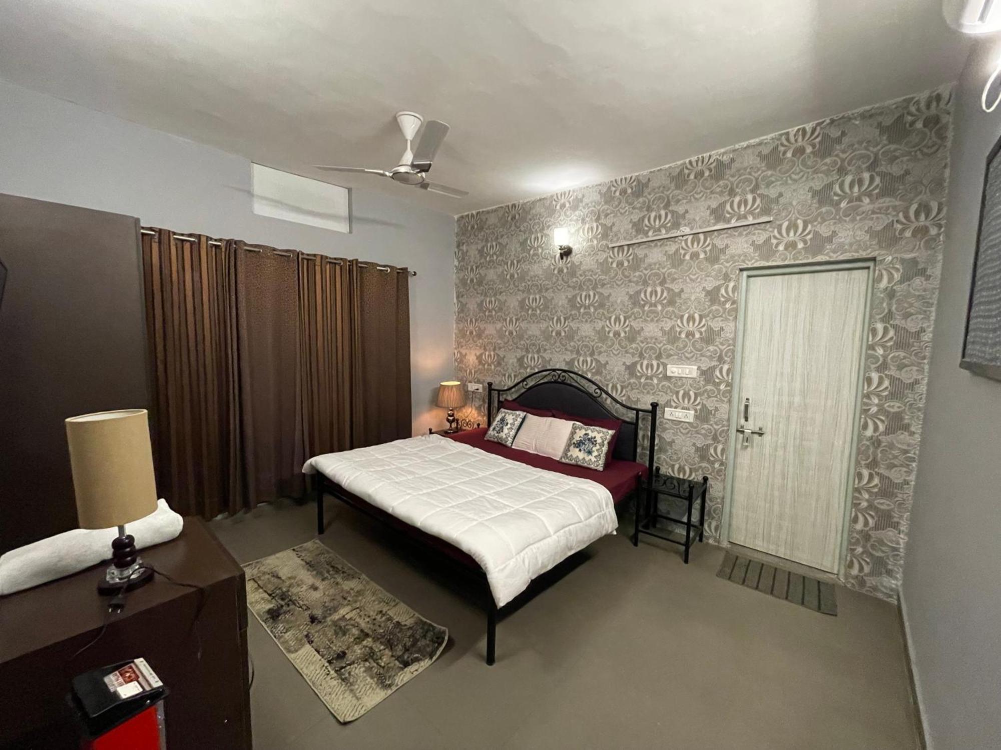 Saraiville- Luxury Riverside Cottages Dehradun Bagian luar foto